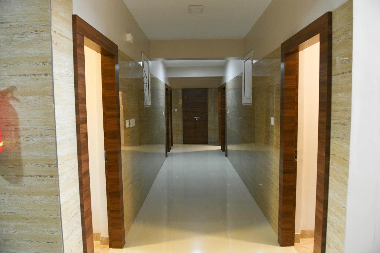Hotel Essence Vellore Ngoại thất bức ảnh